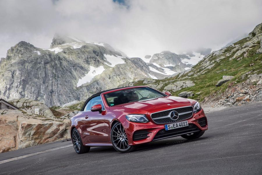  Mercedes-Benz E300 AMG Line Cabriolet 2017 года  (WW) (фото 2 из 32)
